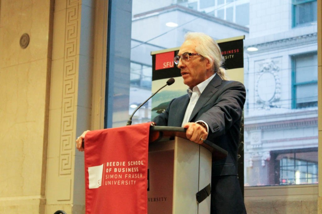 Phil Fontaine, former National Chief of the Assembly of First Nations, was one of four prominent leaders to share their experience and insights with students in the Executive MBA in Aboriginal Business and Leadership.